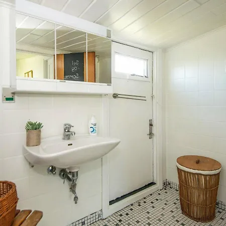 4 Person In Broager-by Traum * Broager